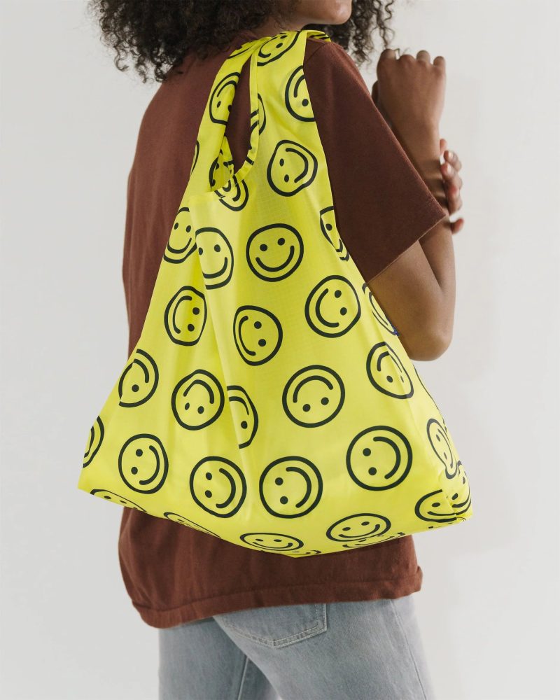 BagguYellowHappyStandardBaggu2