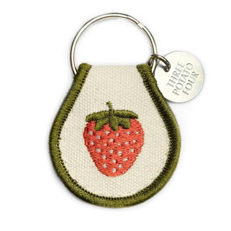 PatchKeychain Strawberrythreepotatofour