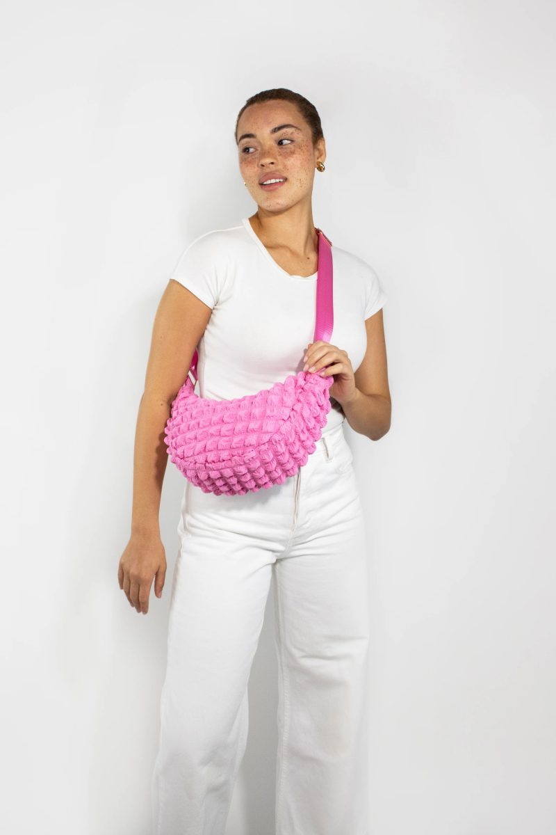 PinkCrossbodyBagKindBagLondon4